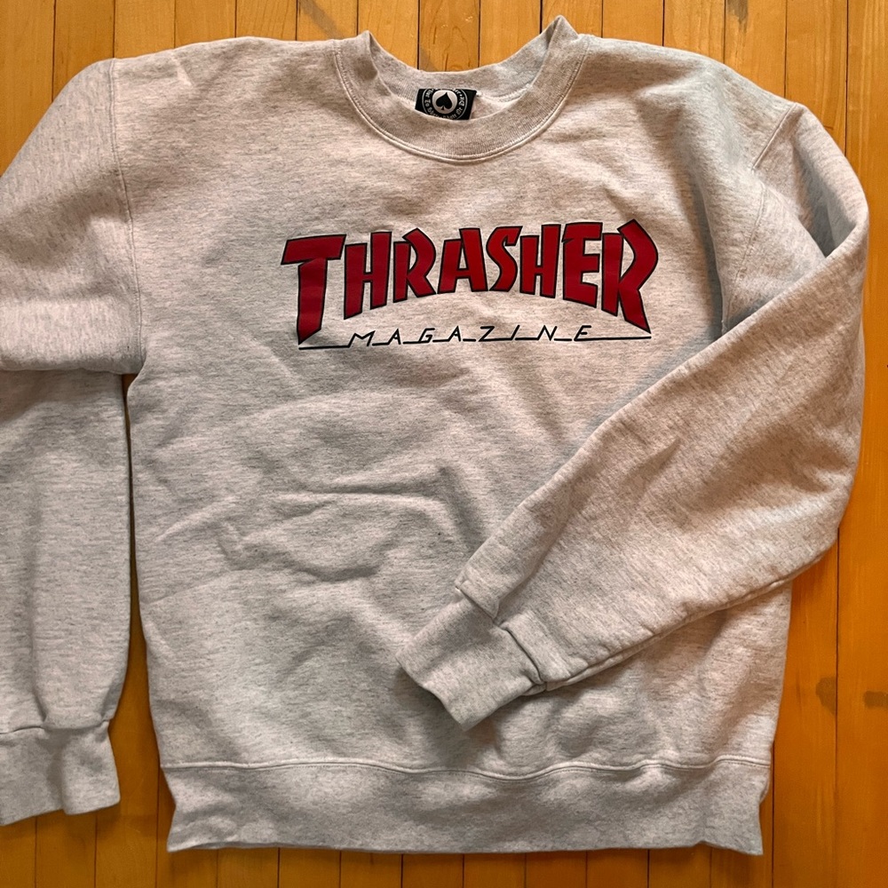 Grey and red thrasher crewneck, size small.